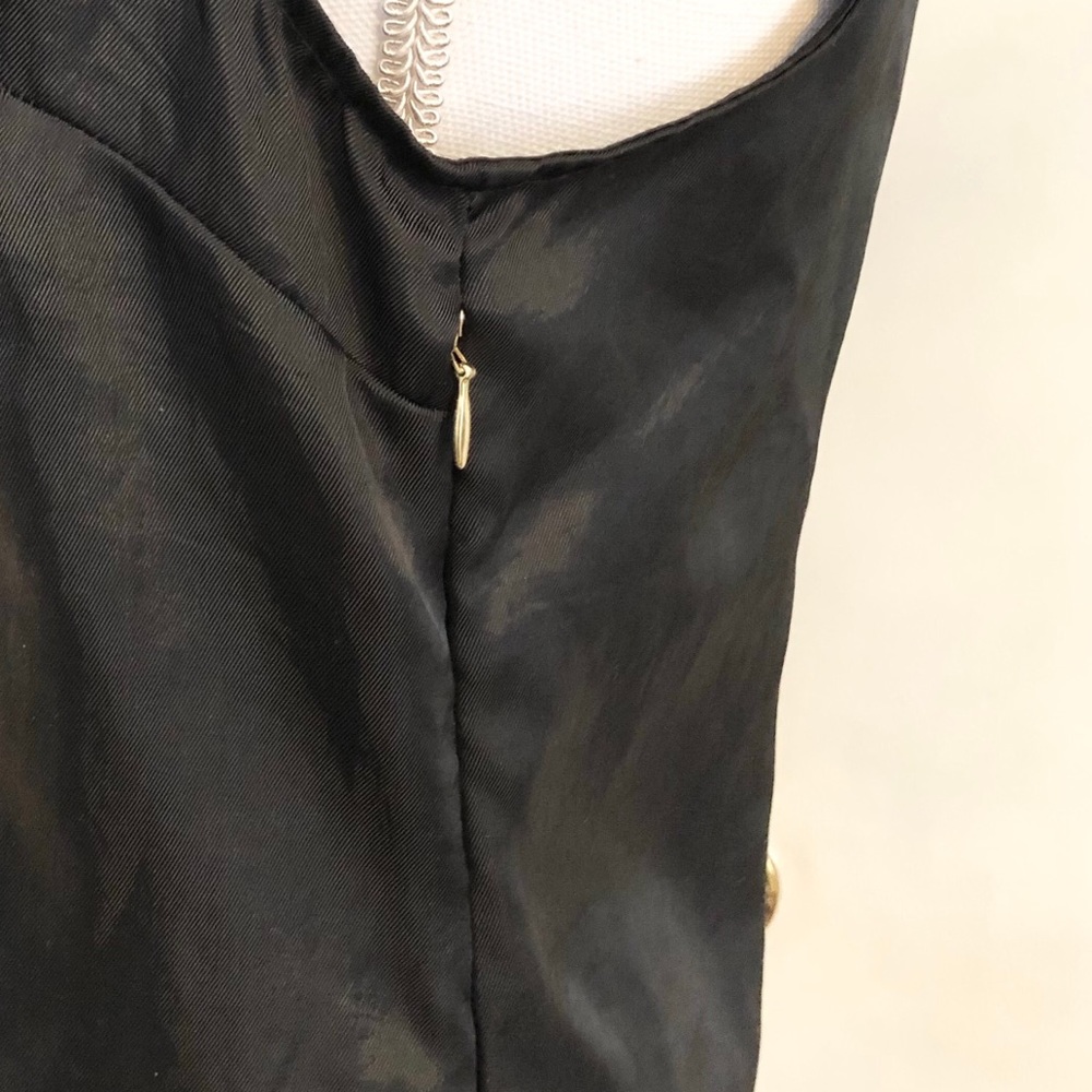 🆕Express Black Short Sleeve Blouse - Picture 5 of 6